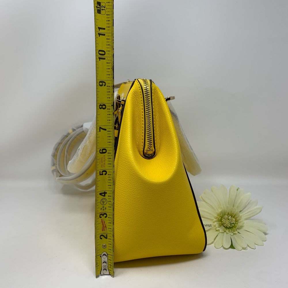 Michael Kors Charlotte Large Satchel - Picture 4 of 9